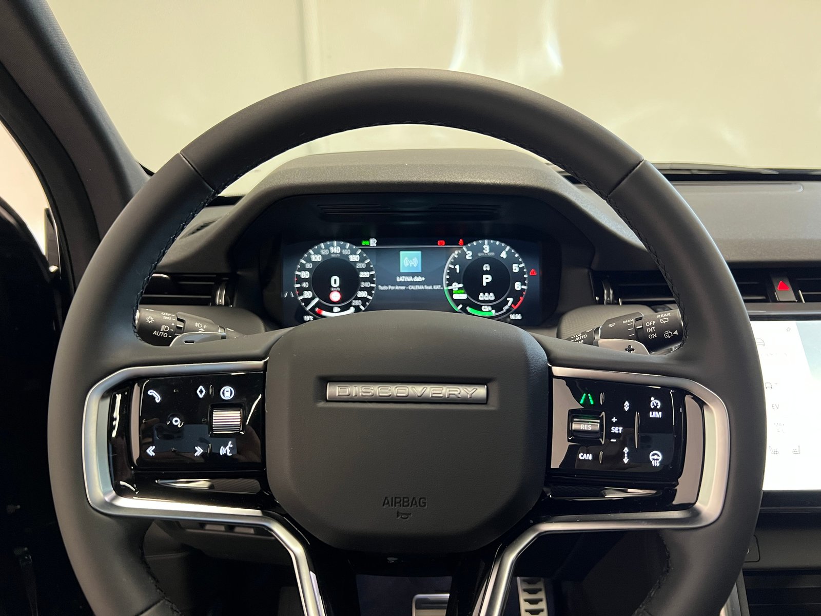LAND ROVER Discovery Sport 1.5 T 270e Landmark, Plug-in-Hybrid Benzina/Elettrica, Auto nuove, Automatico - 4