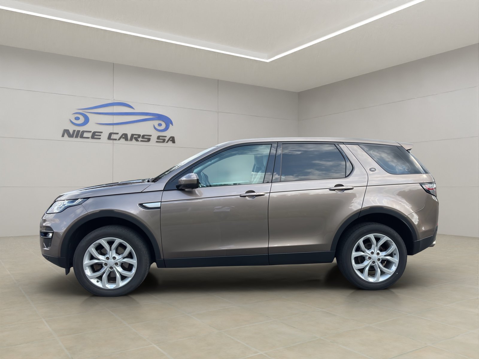 LAND ROVER Discovery Sport 2.0 TD4 HSE Luxury, Diesel, Occasion / Gebraucht, Handschaltung - 7