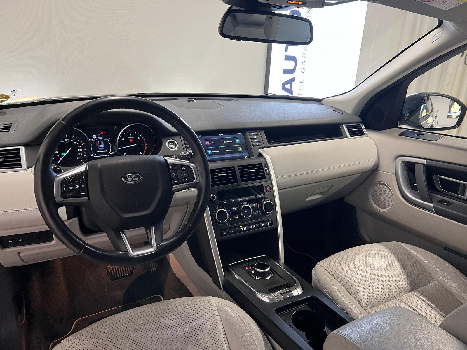LAND ROVER Discovery Sport 2.0 TD4 Advantage, Diesel, Occasion / Utilisé, Automatique - 3