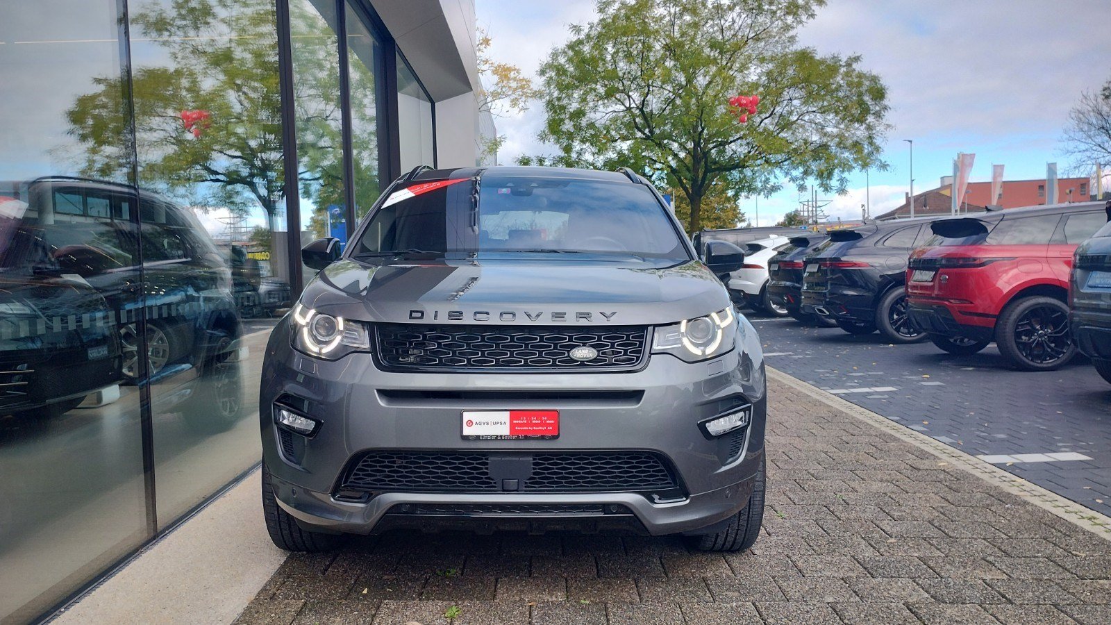 LAND ROVER Discovery Sport 2.0 SD4 SE AT9, Diesel, Second hand / Used, Automatic - 4