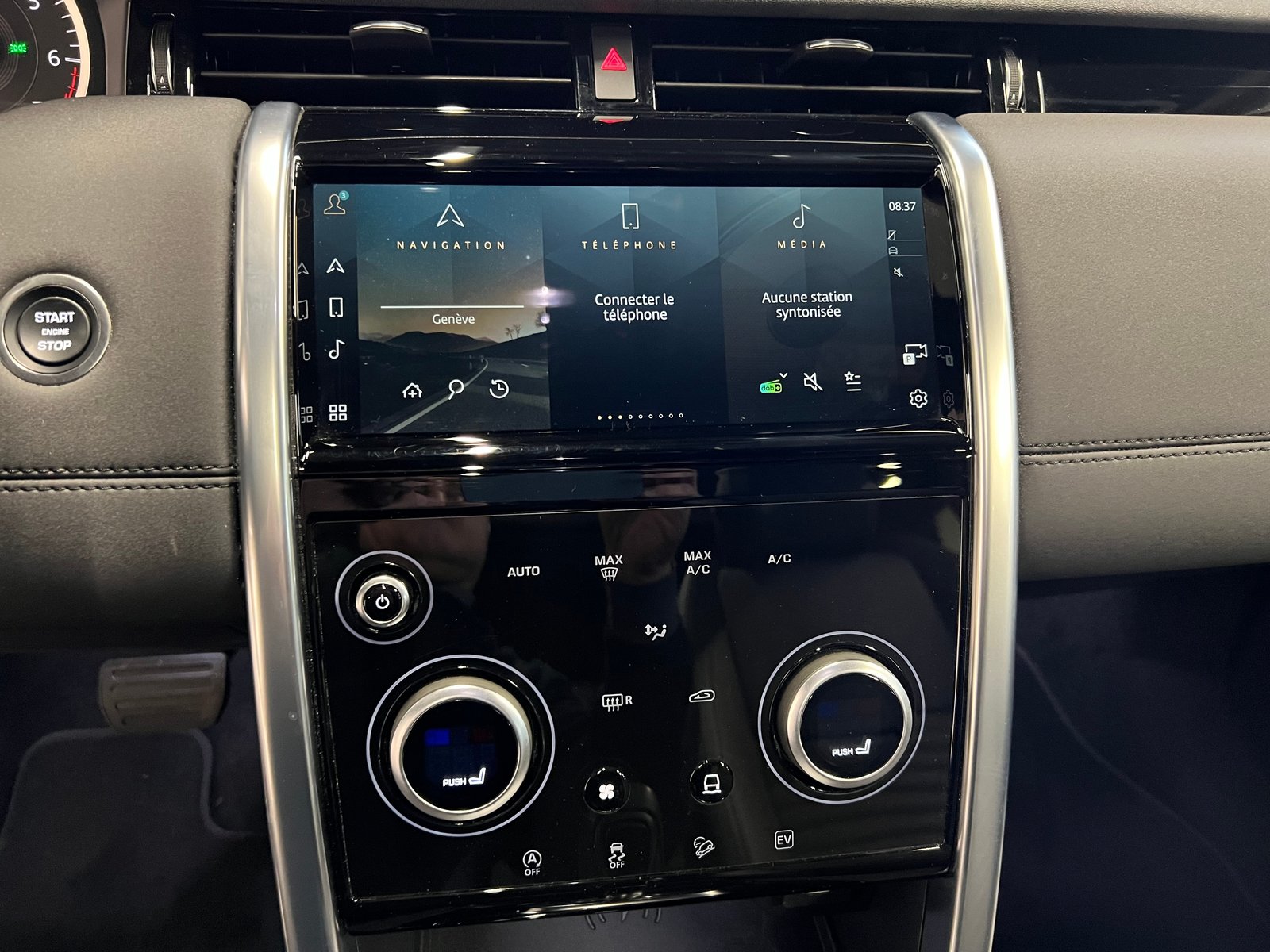 LAND ROVER Discovery Sport 1.5 T 300e SE, Hybride Rechargeable Essence/Électricité, Occasion / Utilisé, Automatique - 5