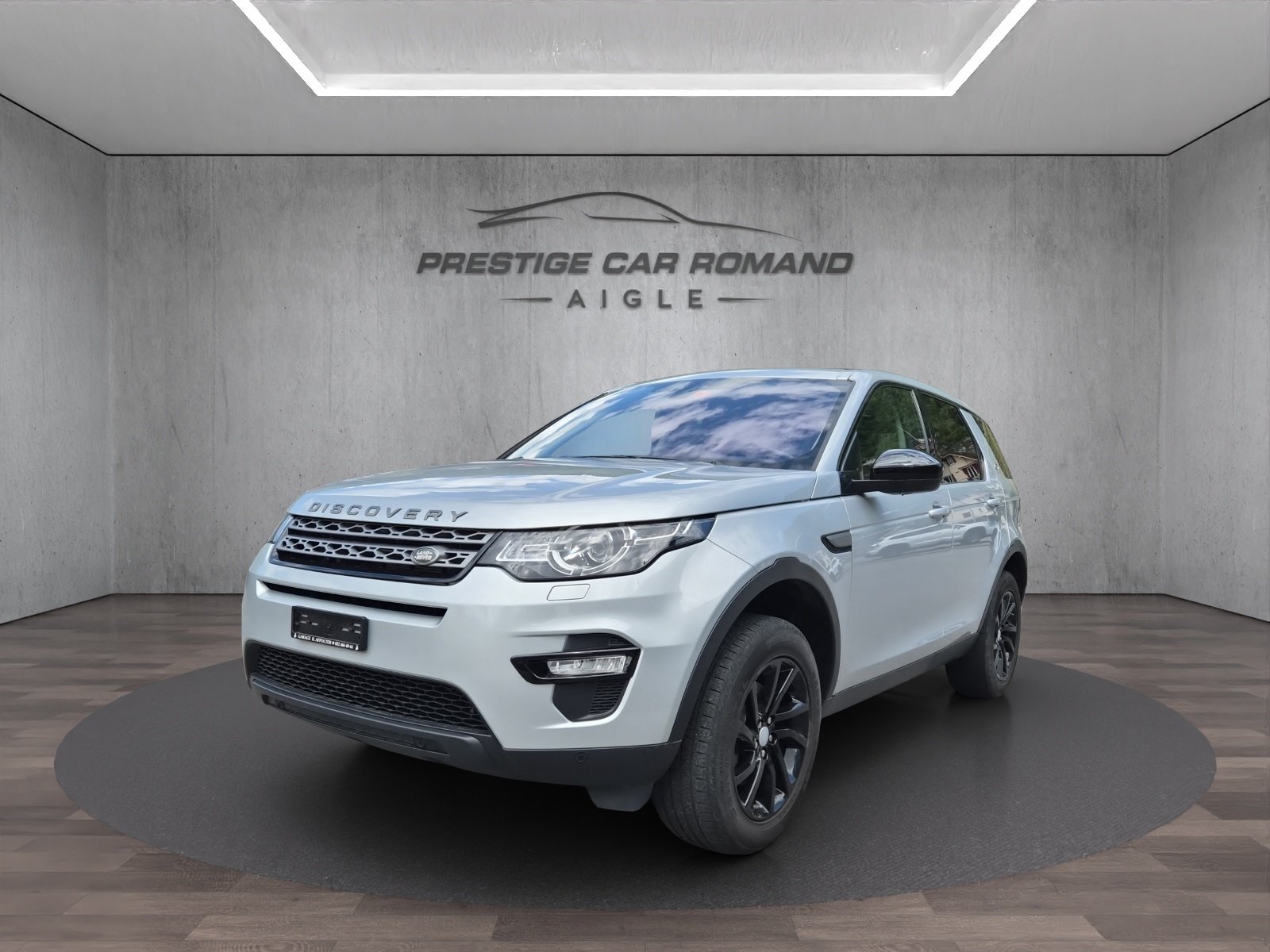LAND ROVER Discovery Sport 2.0 Si4 Pure AT9, Petrol, Second hand / Used, Automatic - 2