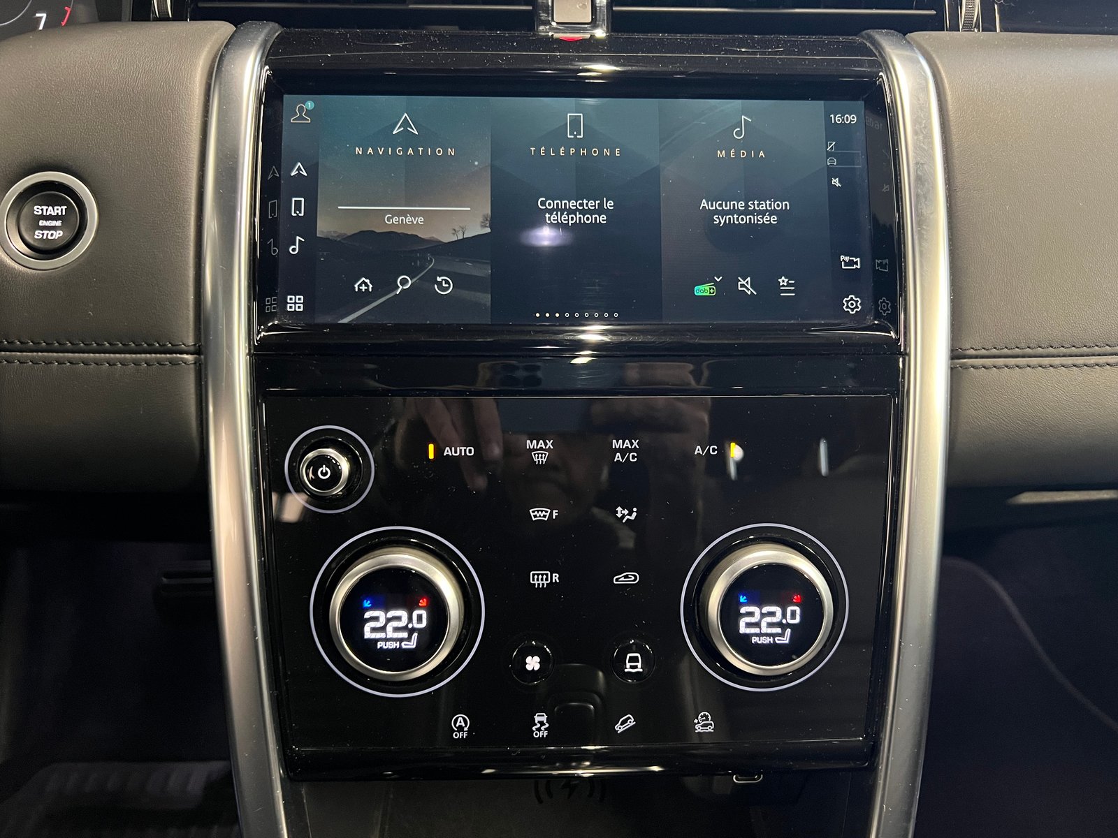 LAND ROVER Discovery Sport 2.0 Si4 250 HSE, Hybride Léger Essence/Électricité, Occasion / Utilisé, Automatique - 5