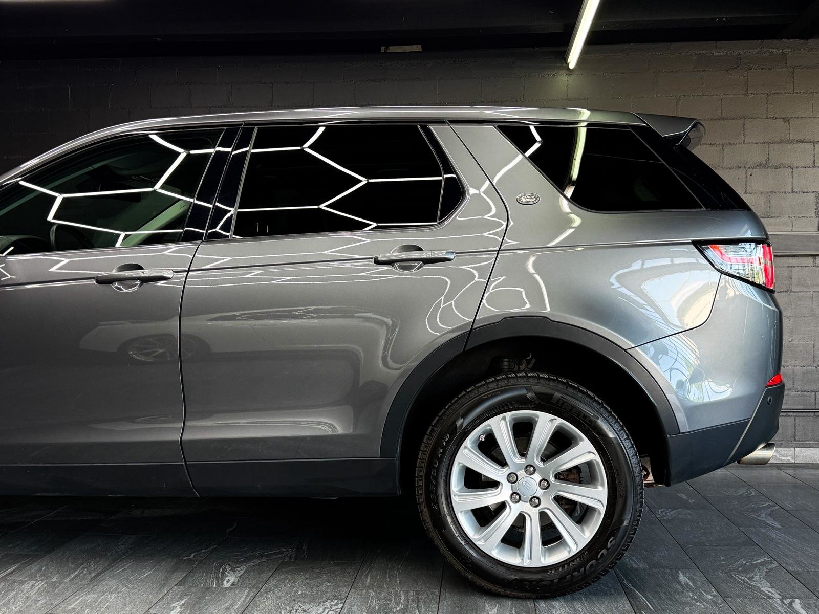 LAND ROVER Discovery Sport 2.0 TD4 SE AT9, Diesel, Occasion / Gebraucht, Automatik - 7