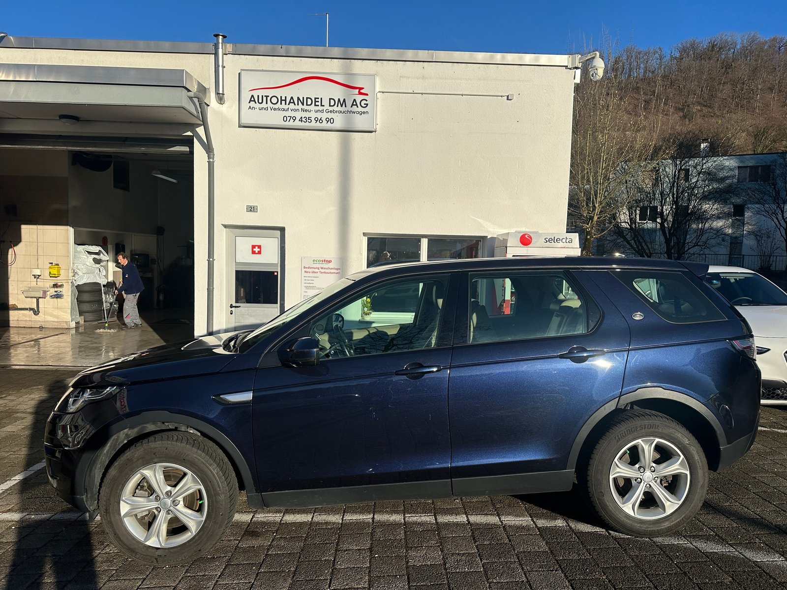 LAND ROVER Discovery Sport 2.0 TD4 HSE AT9, Diesel, Second hand / Used, Automatic - 3