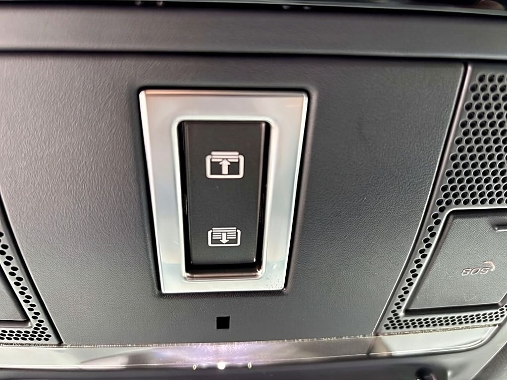 LAND ROVER 1.5 T 270e Dynamic SE, Hybride Rechargeable Essence/Électricité, Occasion / Utilisé, Automatique - 7