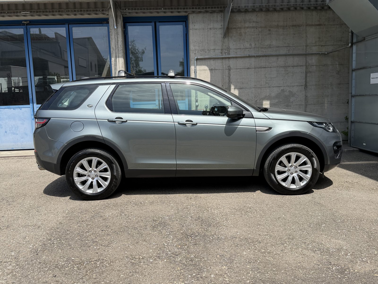 LAND ROVER Discovery Sport 2.0 Si4 HSE, Benzin, Occasion / Gebraucht, Automatik - 2