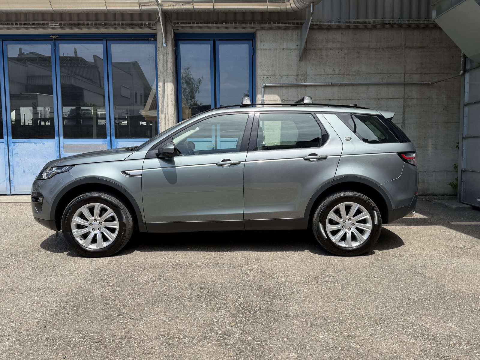 LAND ROVER Discovery Sport 2.0 Si4 HSE, Benzin, Occasion / Gebraucht, Automatik - 6
