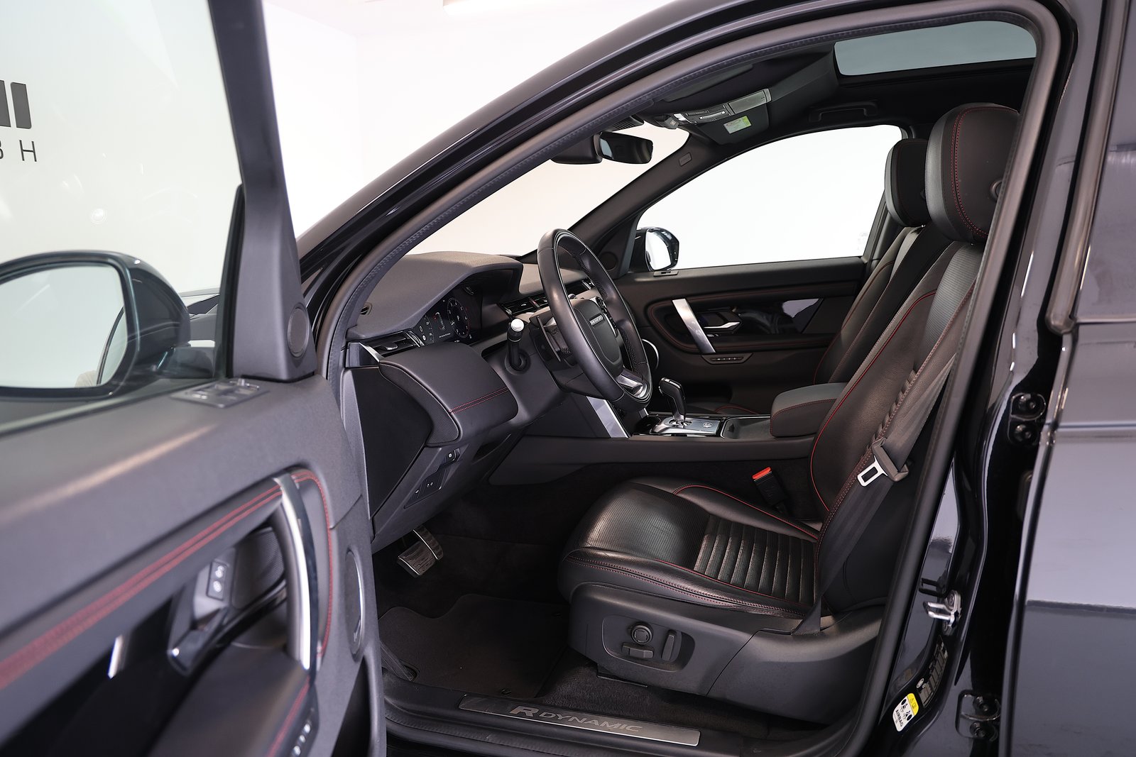 LAND ROVER Discovery Sport 2.0 Si4 R-Dynamic SE, Mild-Hybrid Benzin/Elektro, Occasion / Gebraucht, Automatik - 7