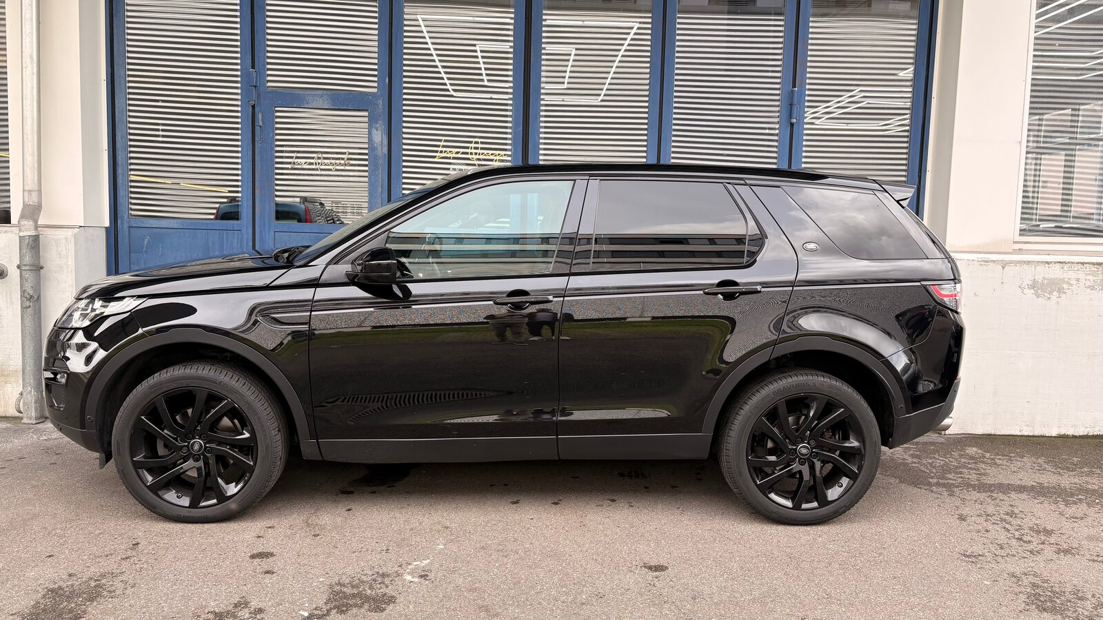 LAND ROVER Discovery Sport 2.0 Si4 HSE Luxury AT9, Essence, Occasion / Utilisé, Automatique - 4