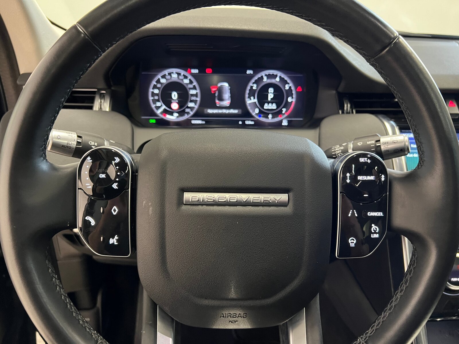 LAND ROVER Discovery Sport 2.0 Si4 SE, Hybride Léger Essence/Électricité, Occasion / Utilisé, Automatique - 4