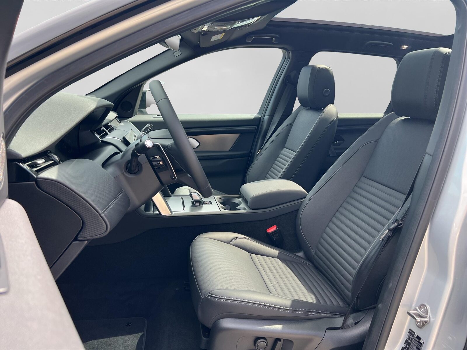 LAND ROVER Discovery Sport 1.5 T 270e Dynamic SE, Plug-in-Hybrid Benzin/Elektro, Occasion / Gebraucht, Automatik - 3