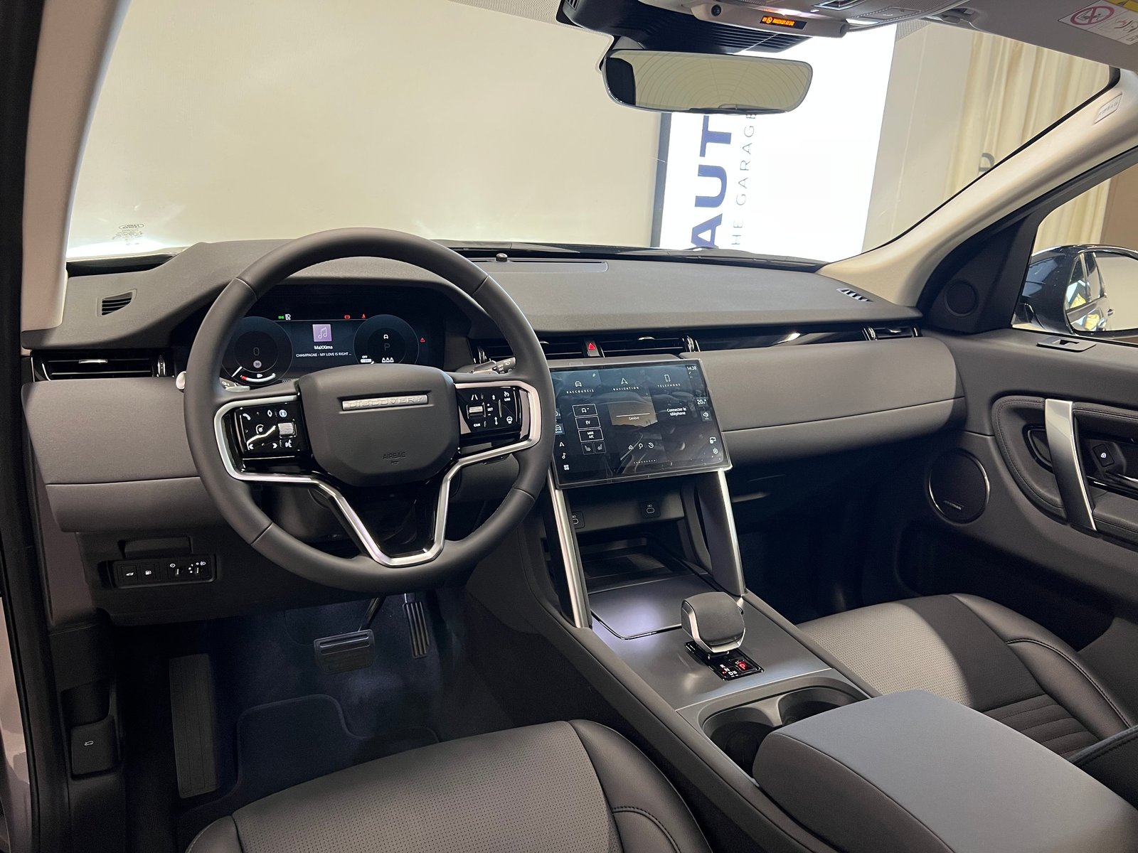LAND ROVER Discovery Sport 1.5 T 270e S, Plug-in-Hybrid Benzina/Elettrica, Auto dimostrativa, Automatico - 3