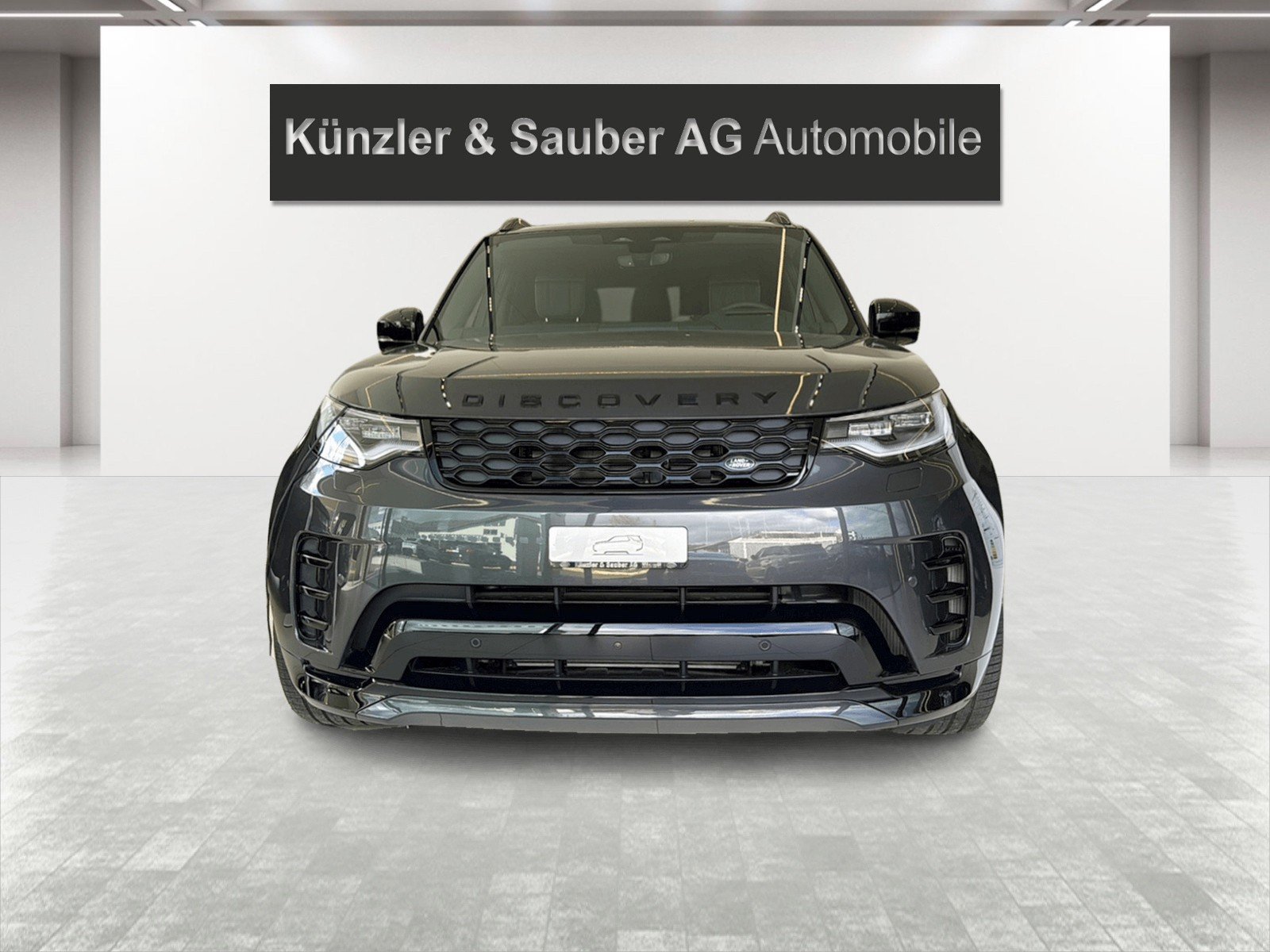 LAND ROVER Discovery 3.0D I6 350 Dynamic HSE AWD Automatic, Diesel, Auto nuove, Automatico - 4