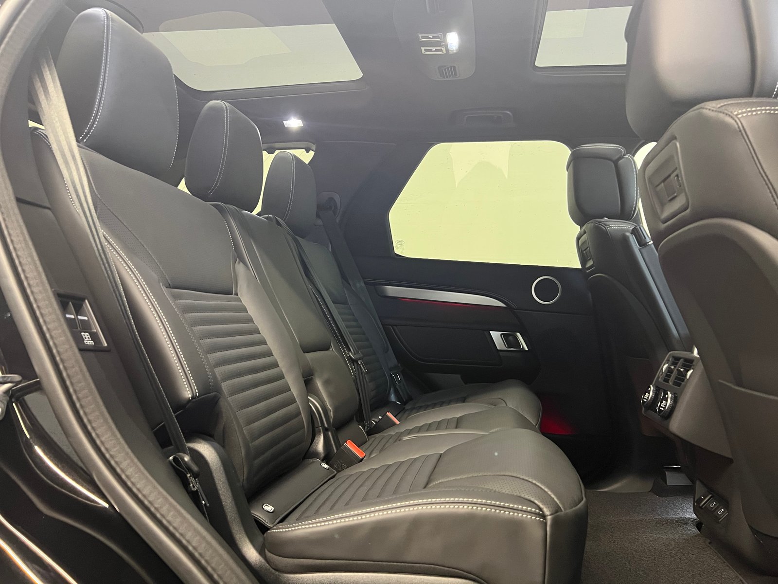 LAND ROVER Discovery 3.0 D I6 350 Dynamic HSE, Mild-Hybrid Diesel/Elektro, Neuwagen, Automatik - 7