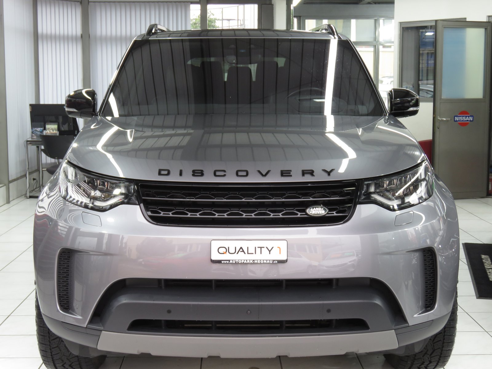 LAND ROVER Discovery 3.0 SDV6 HSE Automatic, Diesel, Second hand / Used, Automatic - 2