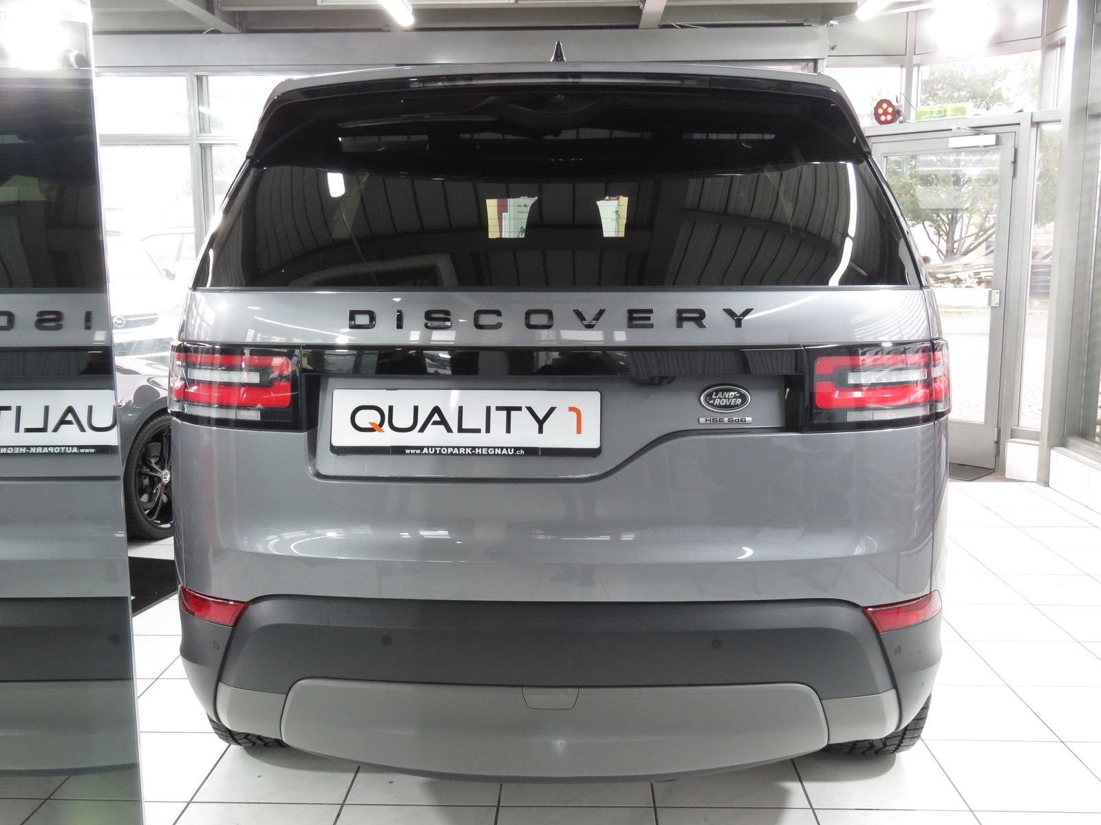 LAND ROVER Discovery 3.0 SDV6 HSE Automatic, Diesel, Second hand / Used, Automatic - 5