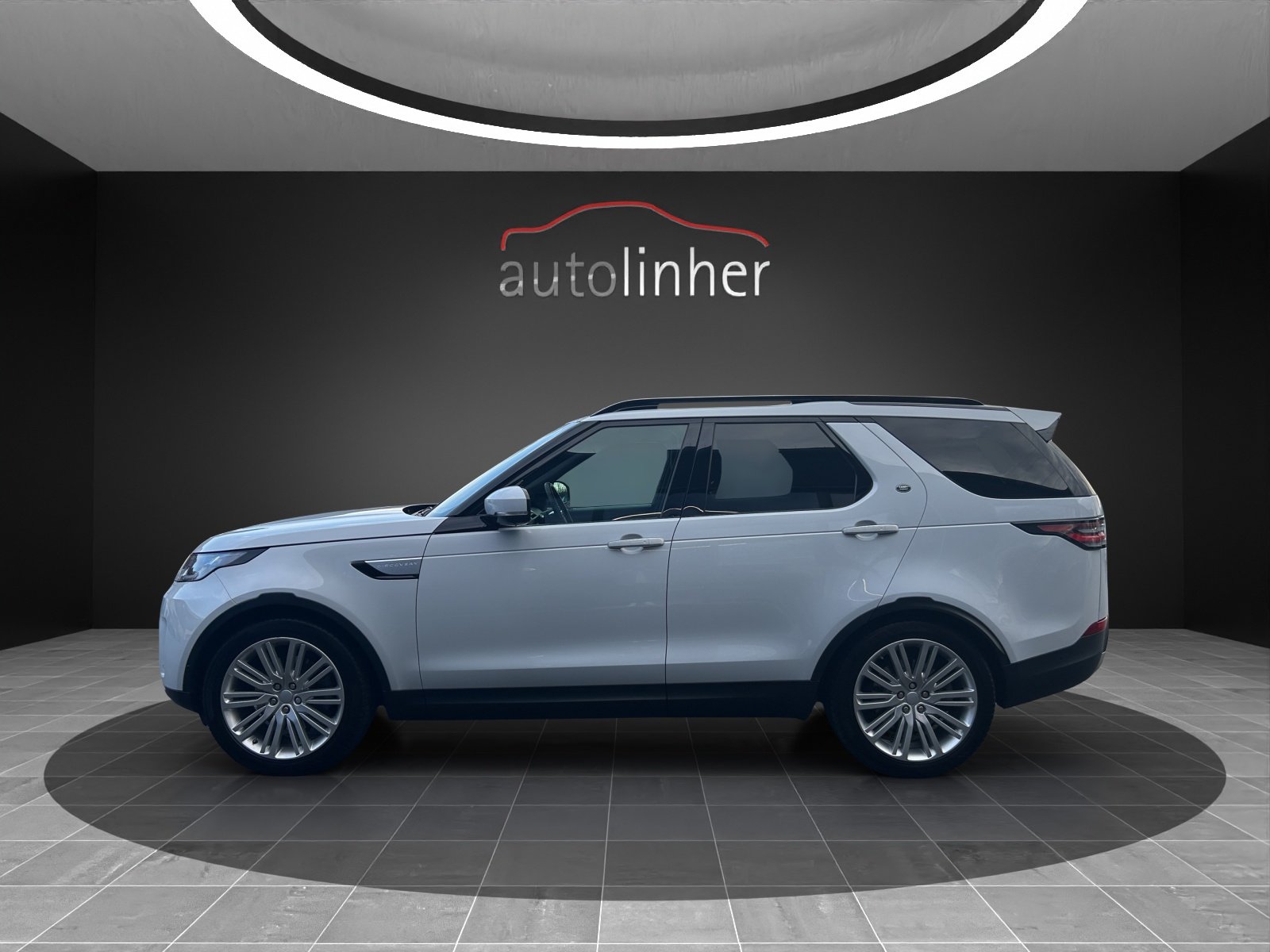 LAND ROVER Discovery 3.0 TD6 HSE Luxury Automatic, Diesel, Occasion / Utilisé, Automatique - 2
