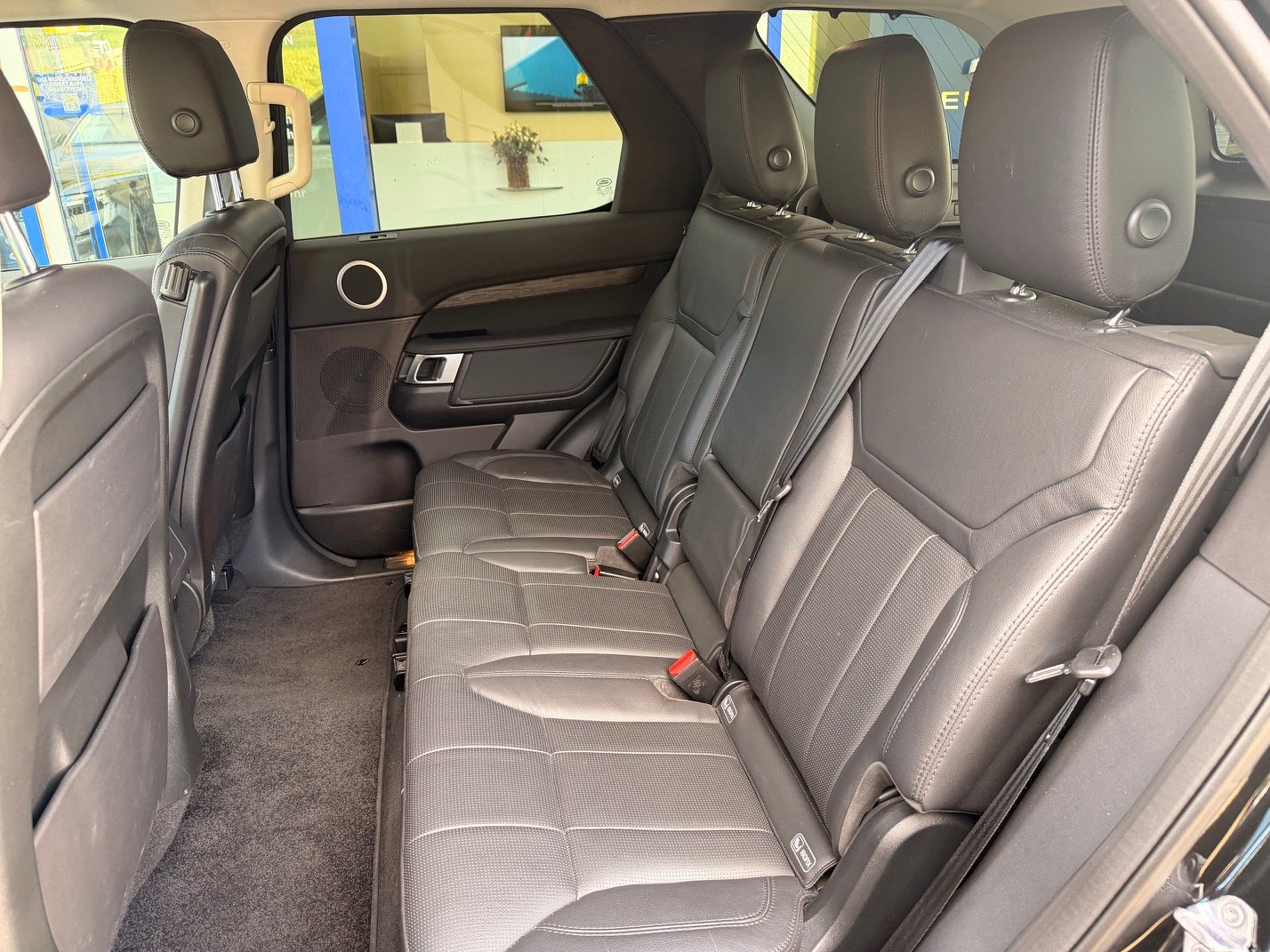 LAND ROVER Discovery 3.0 TDV6 HSE, Diesel, Second hand / Used, Automatic - 6