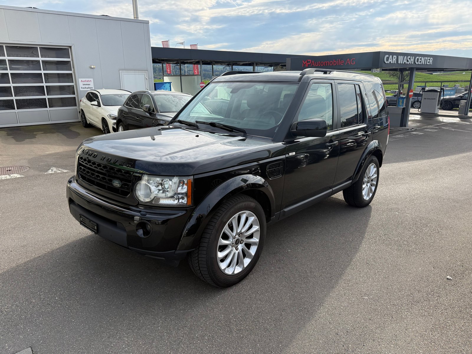 LAND ROVER Discovery 3.0 SDV6 HSE Automatic