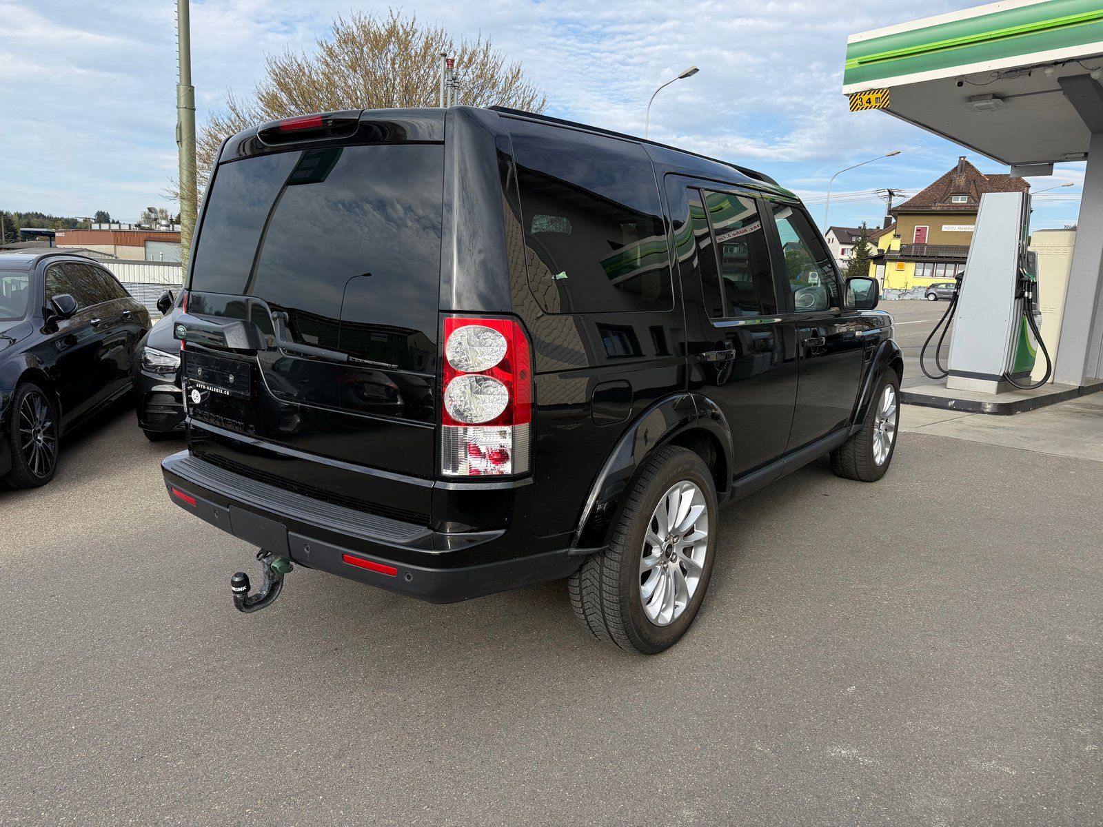 LAND ROVER Discovery 3.0 SDV6 HSE Automatic, Diesel, Occasion / Utilisé, Automatique - 3