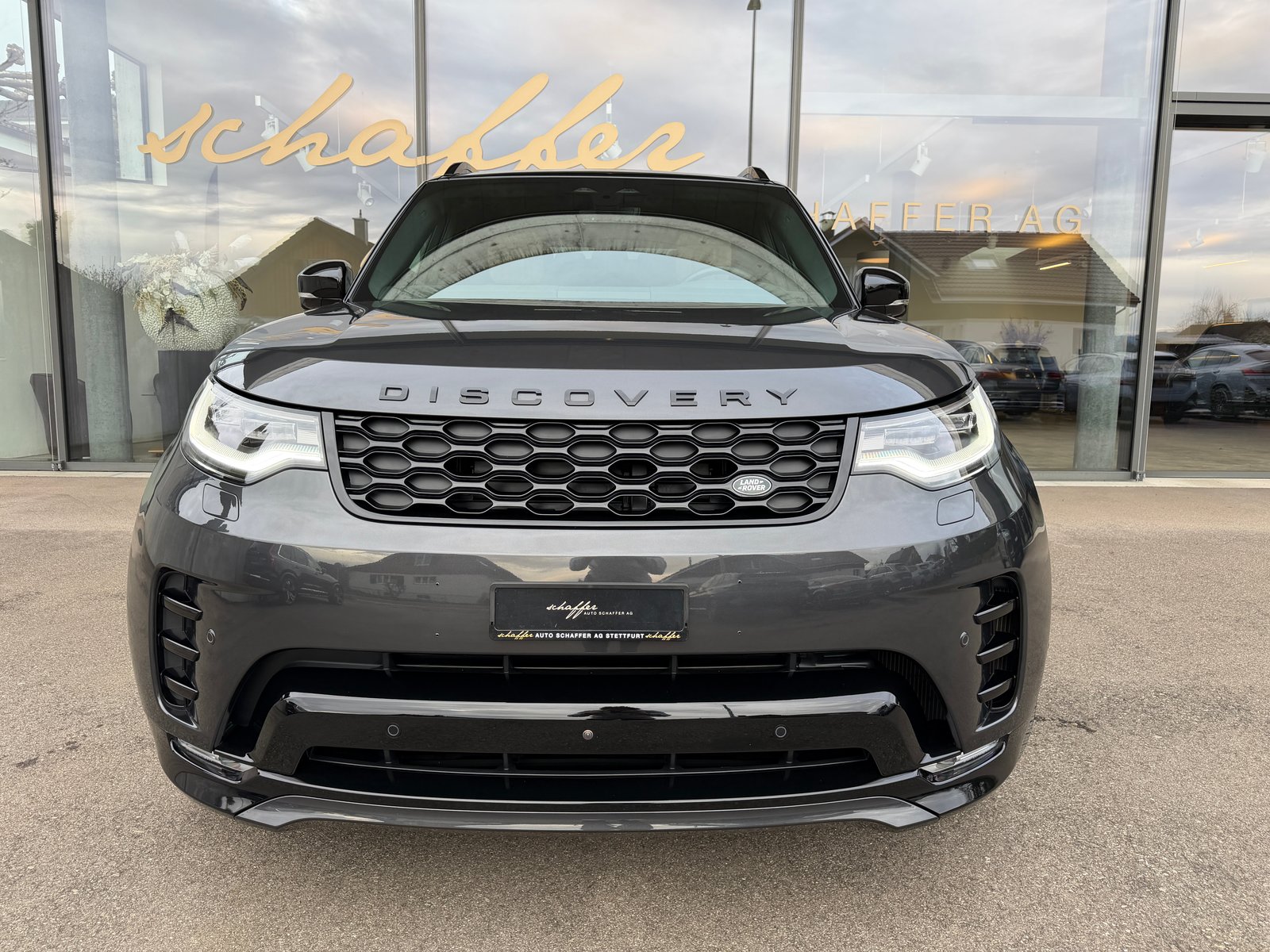 LAND ROVER Discovery 3.0D I6 300 R-Dynamic HSE AWD Automatic, Diesel, Occasioni / Usate, Automatico - 3