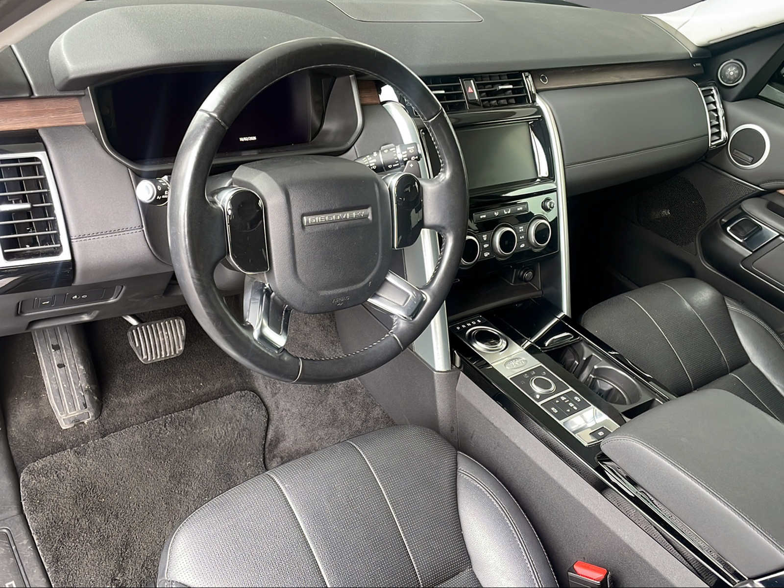LAND ROVER Discovery 2.0 SD4 HSE, Diesel, Second hand / Used, Automatic - 4