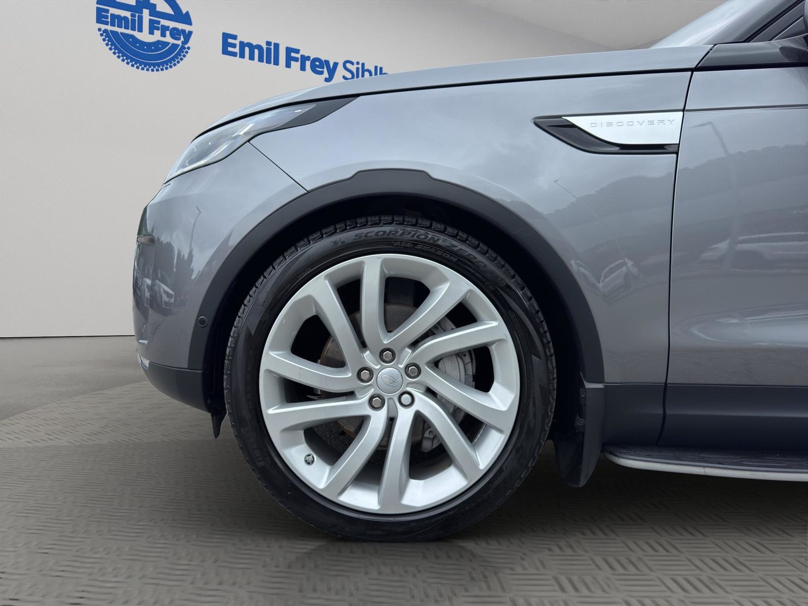LAND ROVER Discovery 3.0 SDV6 HSE Luxury, Diesel, Occasion / Utilisé, Automatique - 6