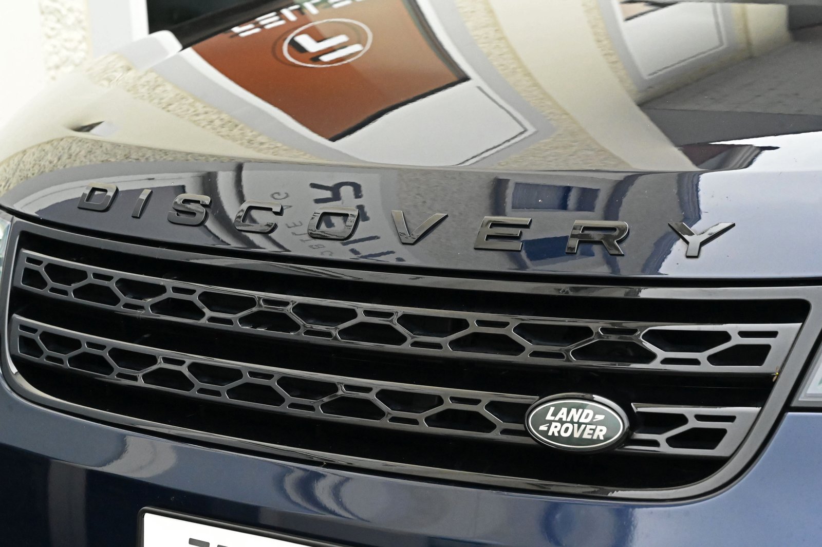 LAND ROVER Discovery 2.0 SD4 SE Automatic, Diesel, Occasion / Utilisé, Automatique - 5