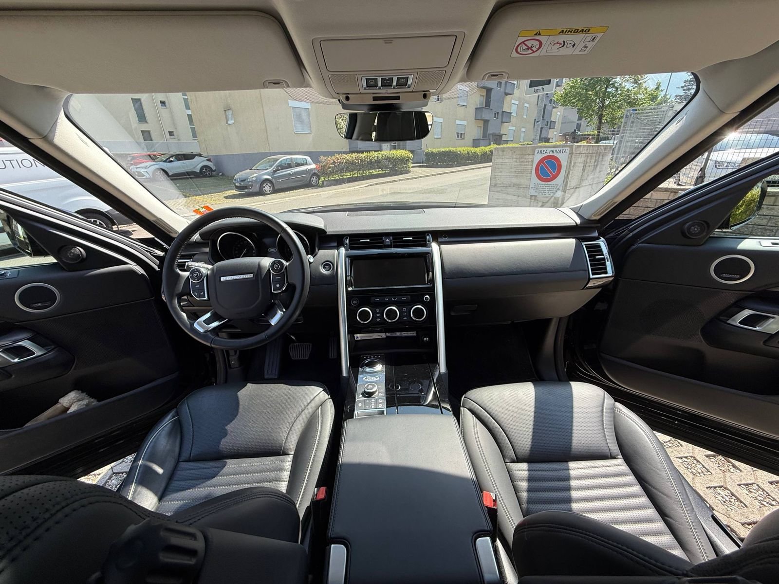 LAND ROVER Discovery 2.0 SD4 S Automatic, Diesel, Occasion / Utilisé, Automatique - 7