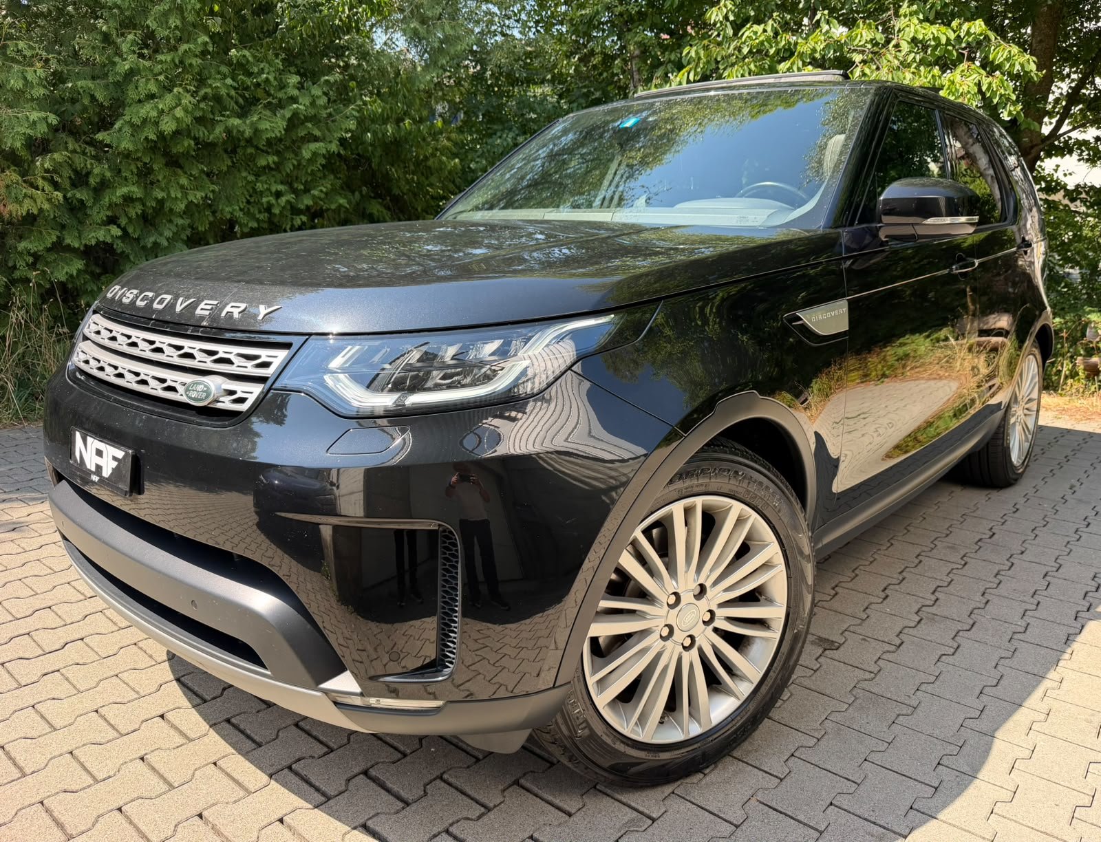 LAND ROVER Discovery 3.0 TD6 HSE Automatic