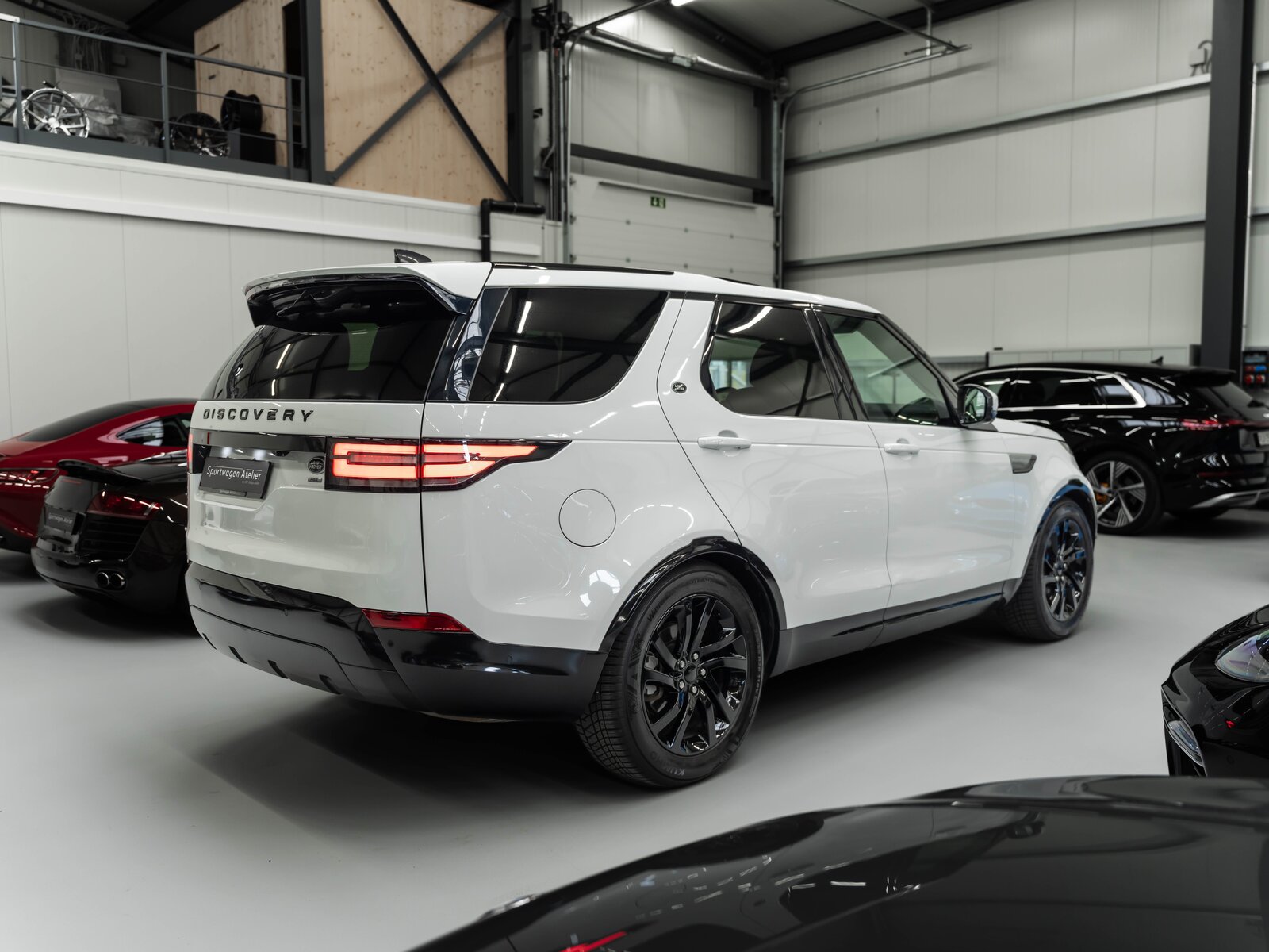 LAND ROVER Discovery 2.0 SD4 HSE Automatic, Diesel, Occasion / Utilisé, Automatique - 4
