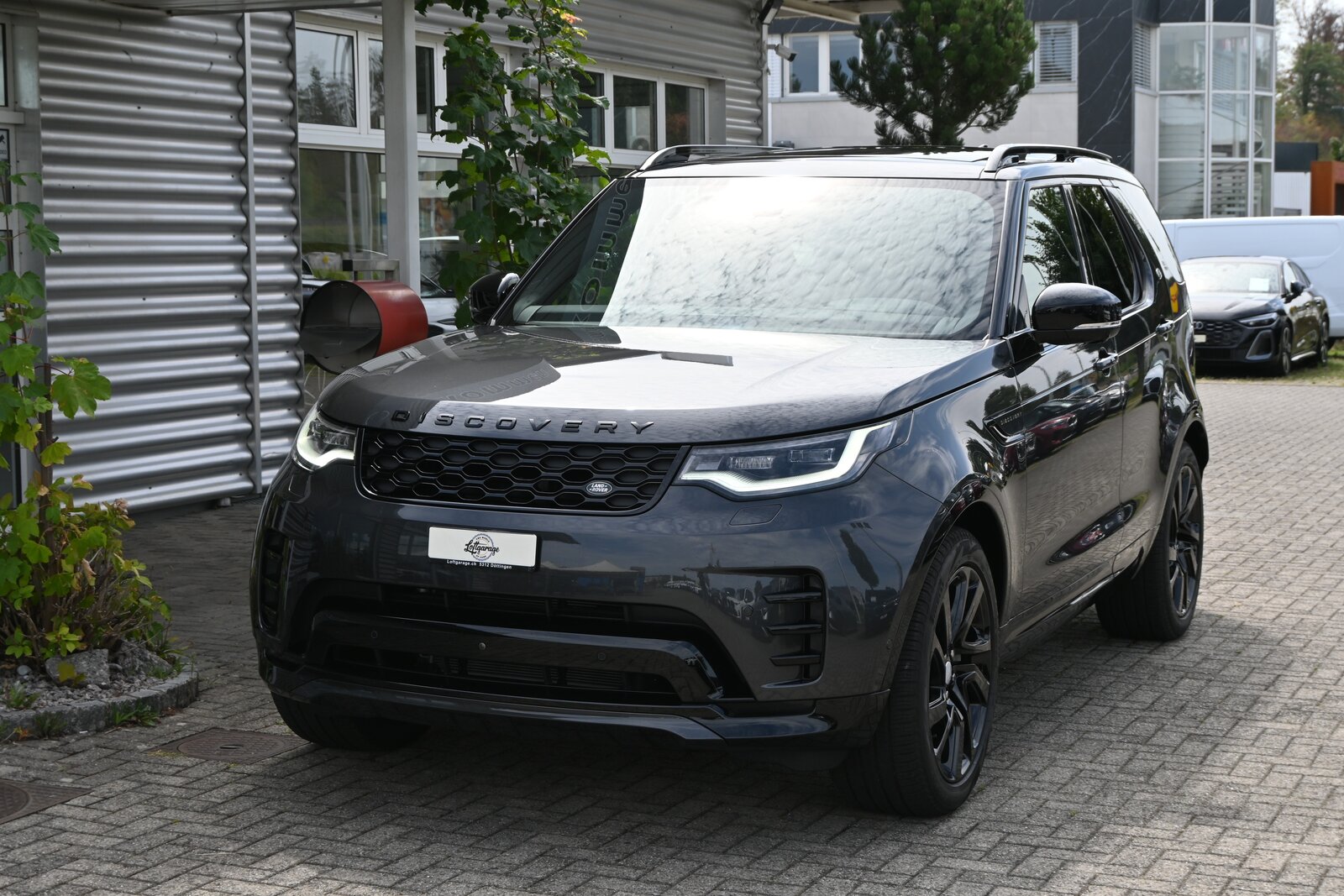 LAND ROVER Discovery 3.0D I6 P250 S R-Dynamic AWD Automatic, Diesel, Second hand / Used, Automatic - 2