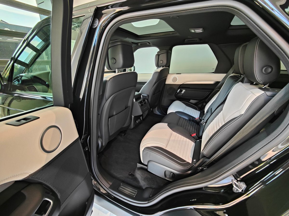 LAND ROVER Discovery 3.0 i6 360 R-Dynamic HSE AWD Automatic, Petrol, Ex-demonstrator, Automatic - 6