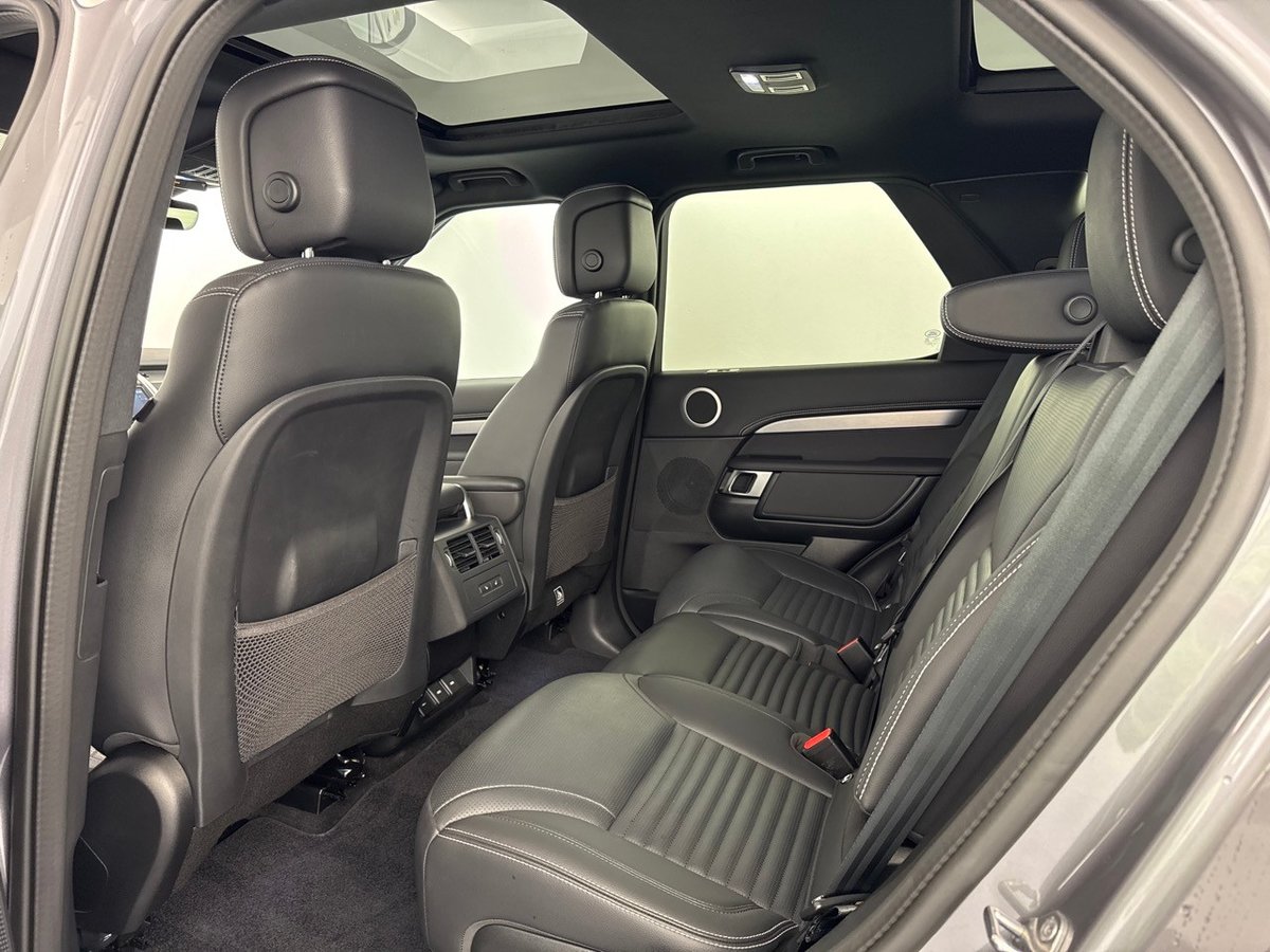 LAND ROVER Discovery 3.0D I6 300 R-Dynamic SE AWD Automatic, Diesel, Occasion / Gebraucht, Automat - 6