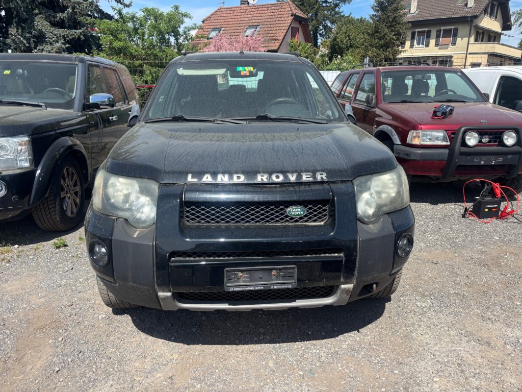 LAND ROVER FREELANDER 2.0 Td4 Sport Wagon, Diesel, Second hand / Used, Manual - 2