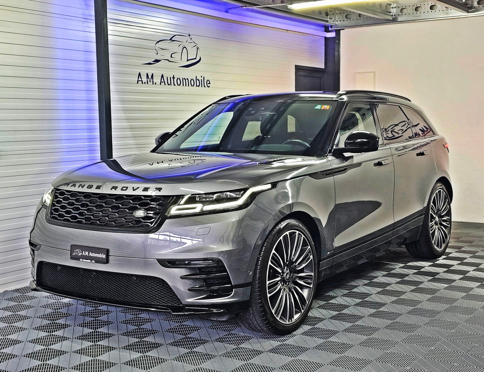 LAND ROVER R-Dynamic D 275 SE Automatic