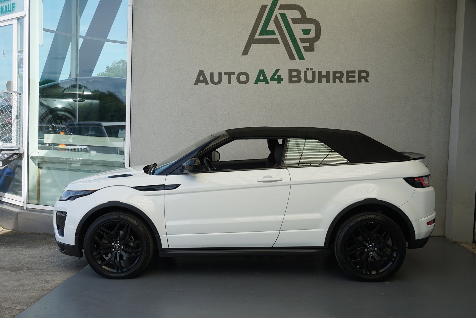 LAND ROVER Evoque 2.0Si4 HSE Dynamic