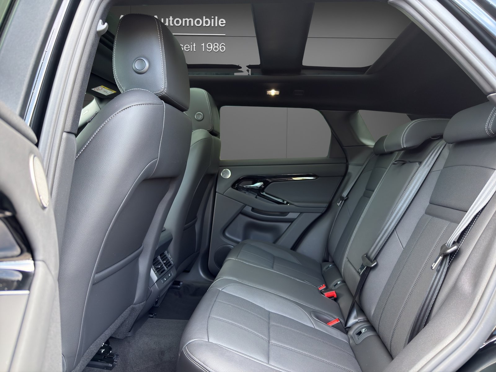 LAND ROVER Range Rover Evoque P 270e Hoxton Edition AT9, Plug-in-Hybrid Benzina/Elettrica, Auto nuove, Automatico - 7