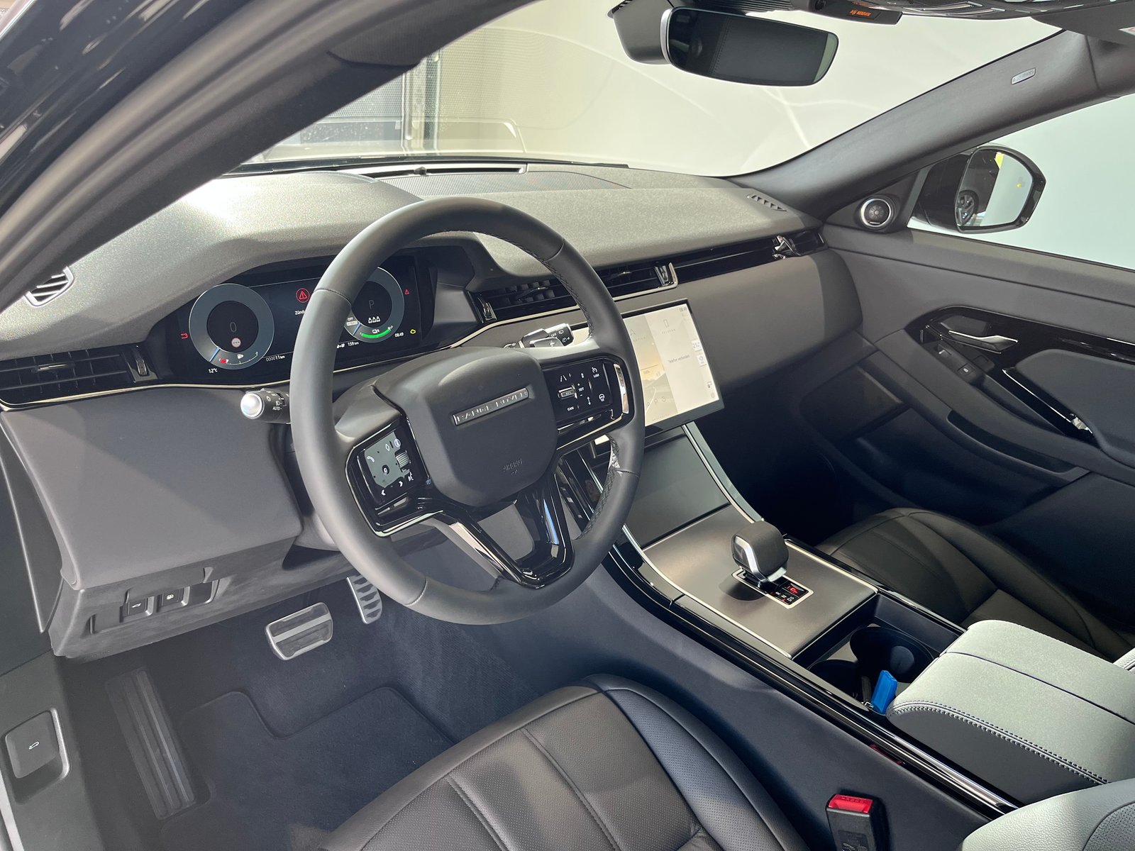 LAND ROVER Range Rover Evoque P 270e Dynamic SE AT9, Hybride Rechargeable Essence/Électricité, Voiture nouvelle, Automatique - 6