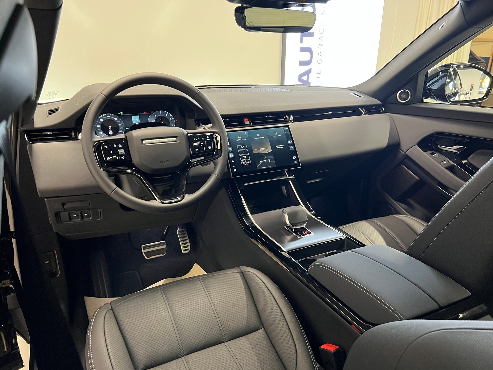 LAND ROVER Range Rover Evoque 1.5 T 270e Hoxton Edition, Plug-in-Hybrid Benzina/Elettrica, Auto nuove, Automatico - 3