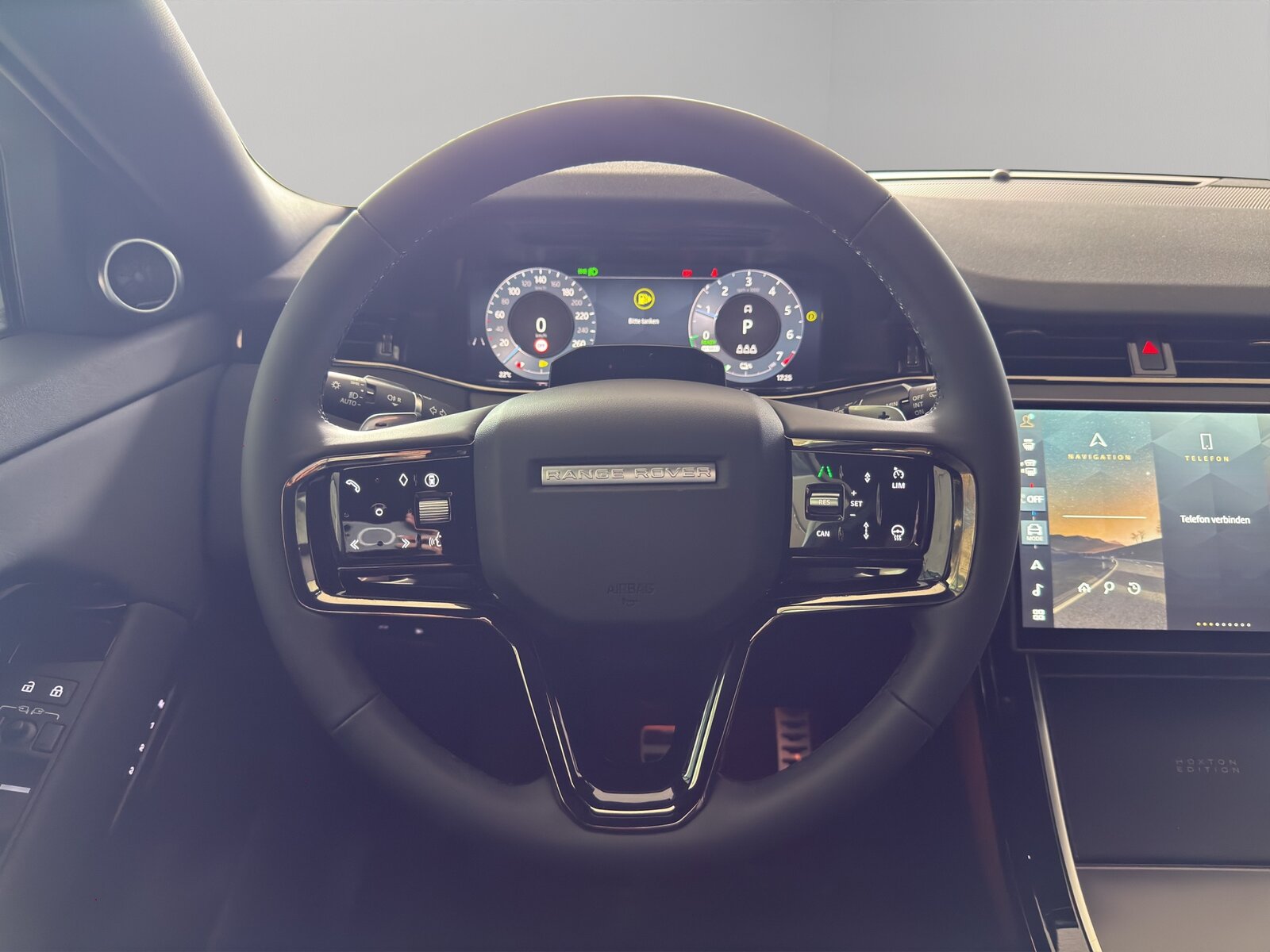 LAND ROVER Range Rover Evoque 1.5 T 270e Hoxton Edition, Plug-in-Hybrid Petrol/Electric, New car, Automatic - 6