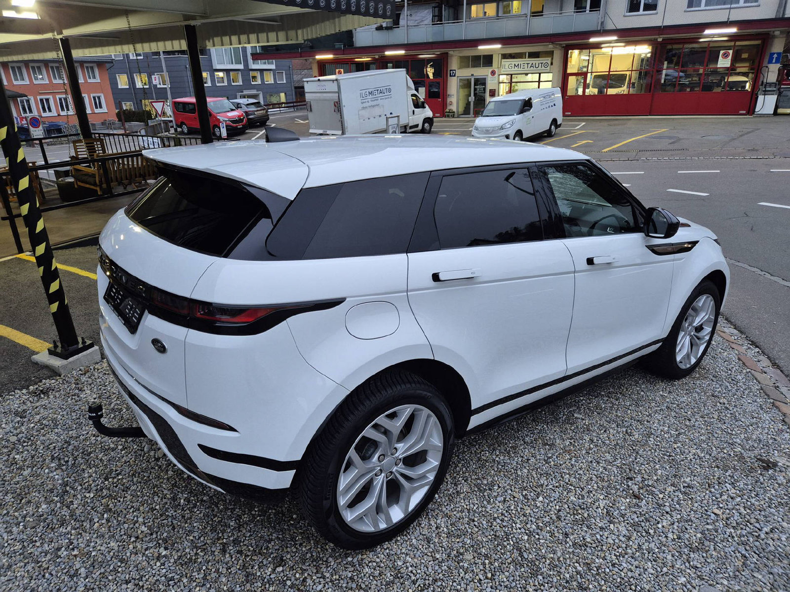 LAND ROVER Range Rover Evoque 2.0 T R-Dynamic SE, Hybride Léger Essence/Électricité, Occasion / Utilisé, Automatique - 6