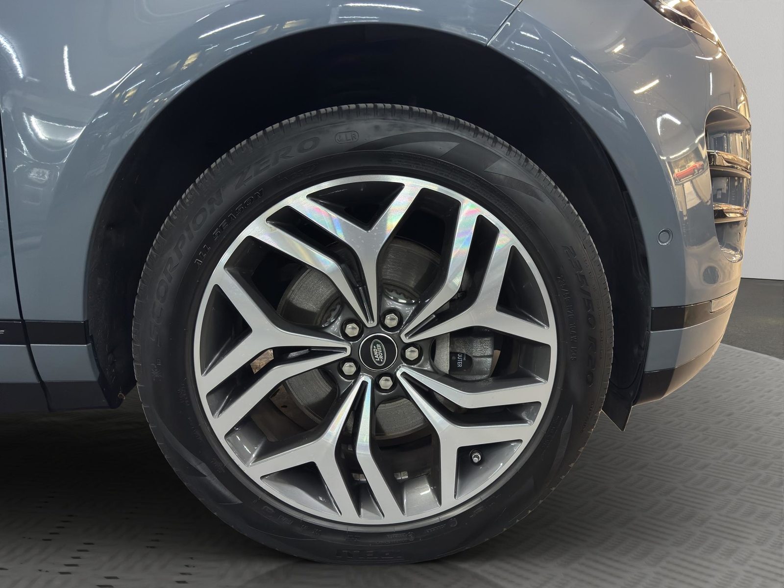 LAND ROVER Range Rover Evoque 2.0 T 250 First Edition, Mild-Hybrid Benzin/Elektro, Occasion / Gebraucht, Automatik - 7