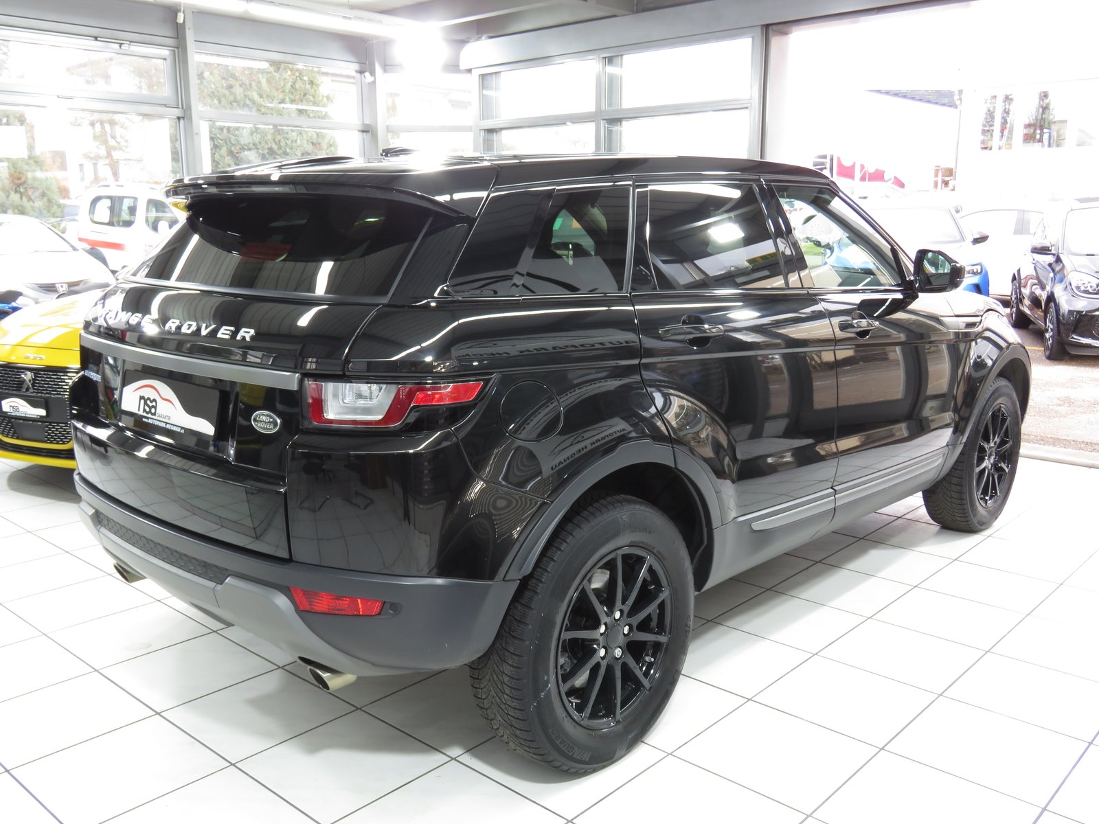 LAND ROVER Range Rover Evoque 2.0eD4 Pure 2WD, Diesel, Occasion / Gebraucht, Handschaltung - 4