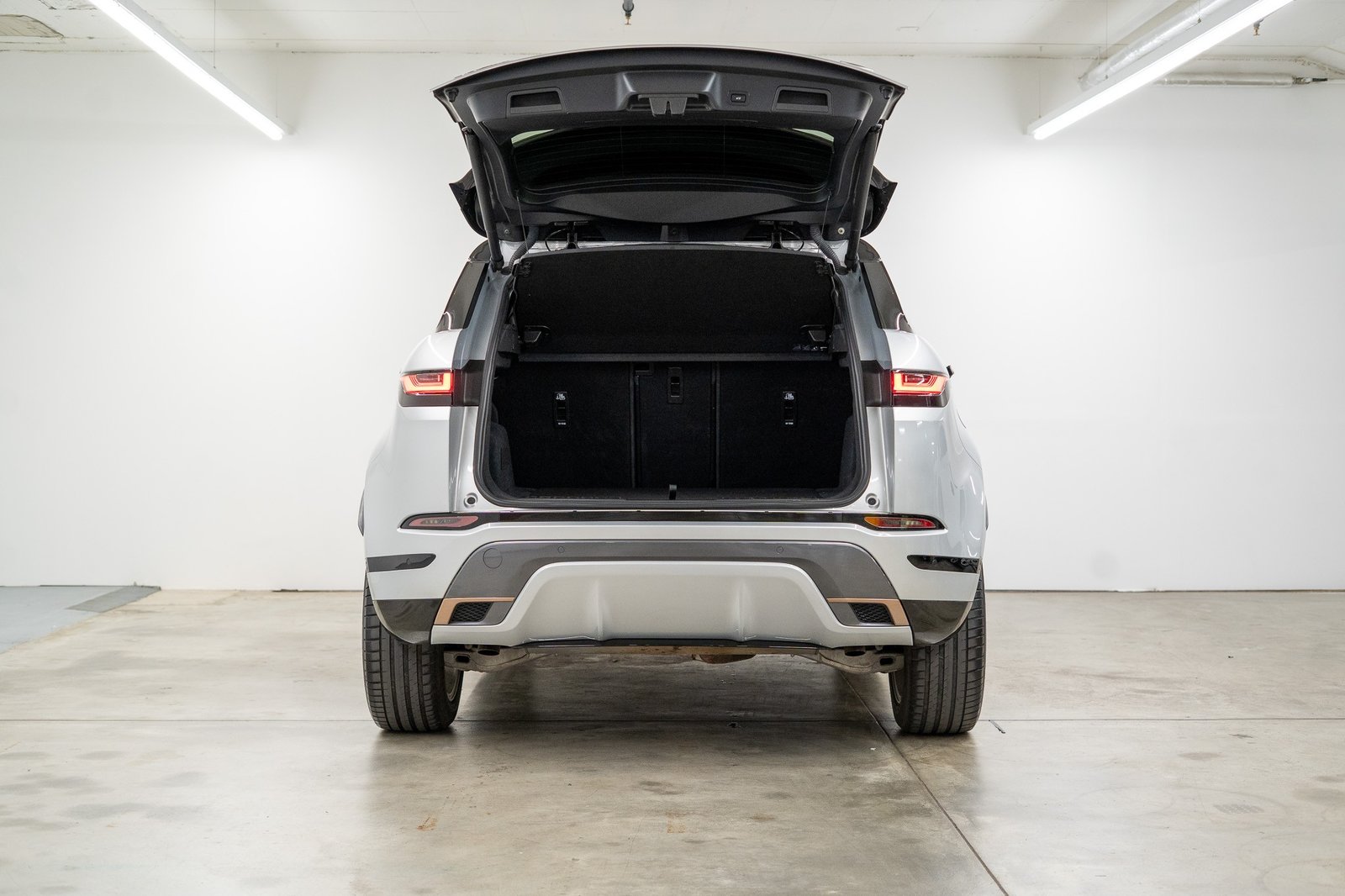LAND ROVER Range Rover Evoque 2.0 T 250 R-Dynamic SE / CH-Fa, Benzin, Occasion / Gebraucht, Automatik - 6