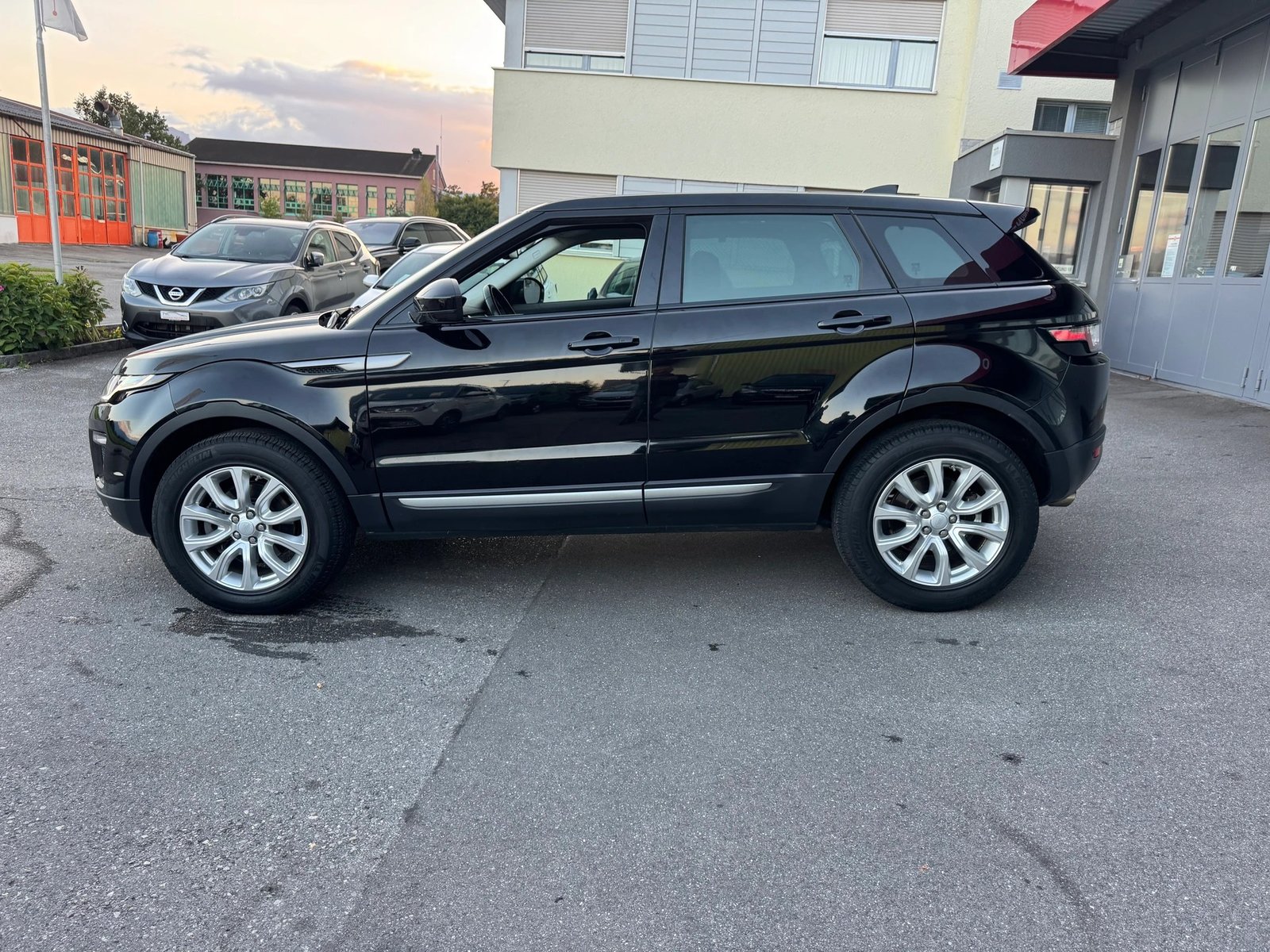 LAND ROVER Range Rover Evoque D 150 SE AT9, Diesel, Occasion / Utilisé, Automatique - 7