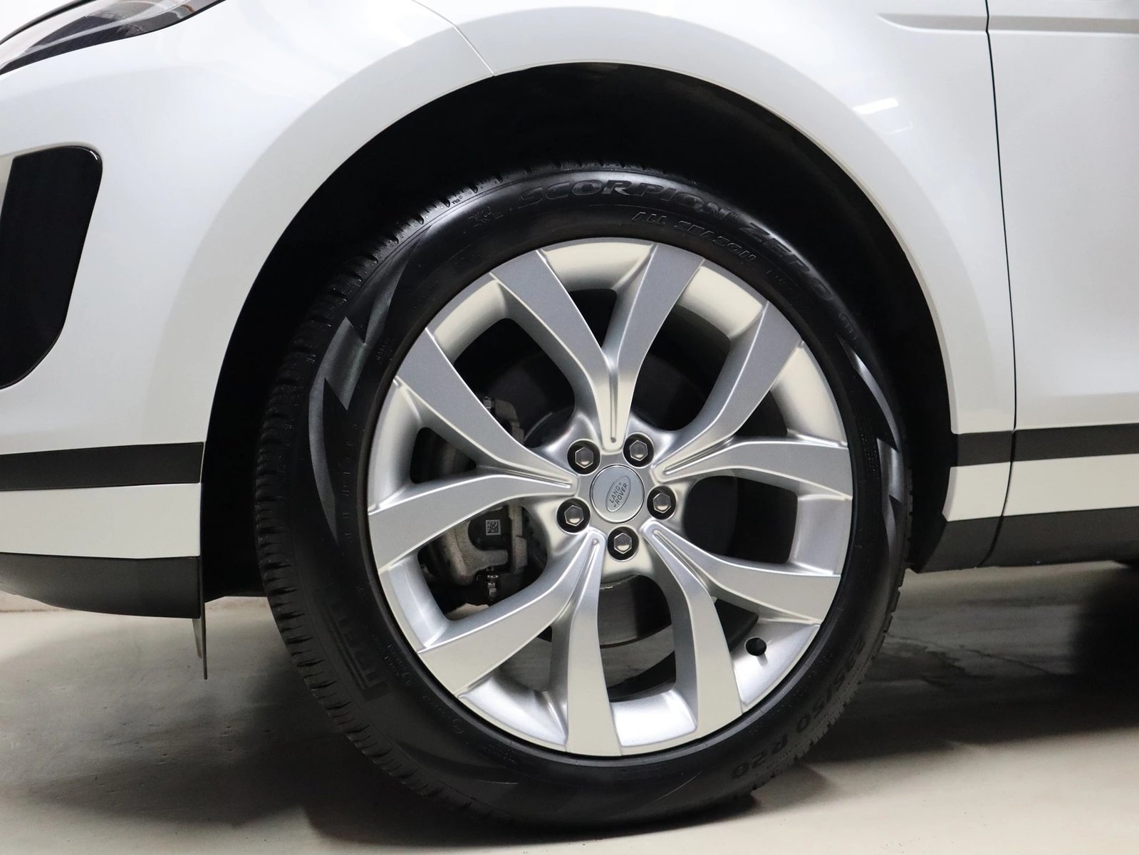 LAND ROVER Range Rover Evoque D 200 MHEV SE AT9 - Digital Co, Mild-Hybrid Diesel/Electric, Second hand / Used, Automatic - 7