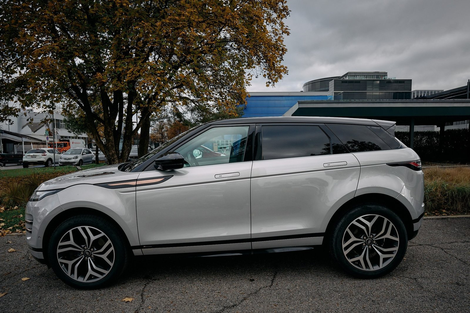 LAND ROVER Range Rover Evoque 2.0 T 250 R-Dynamic HSE, Benzin, Occasion / Gebraucht, Automatik - 3