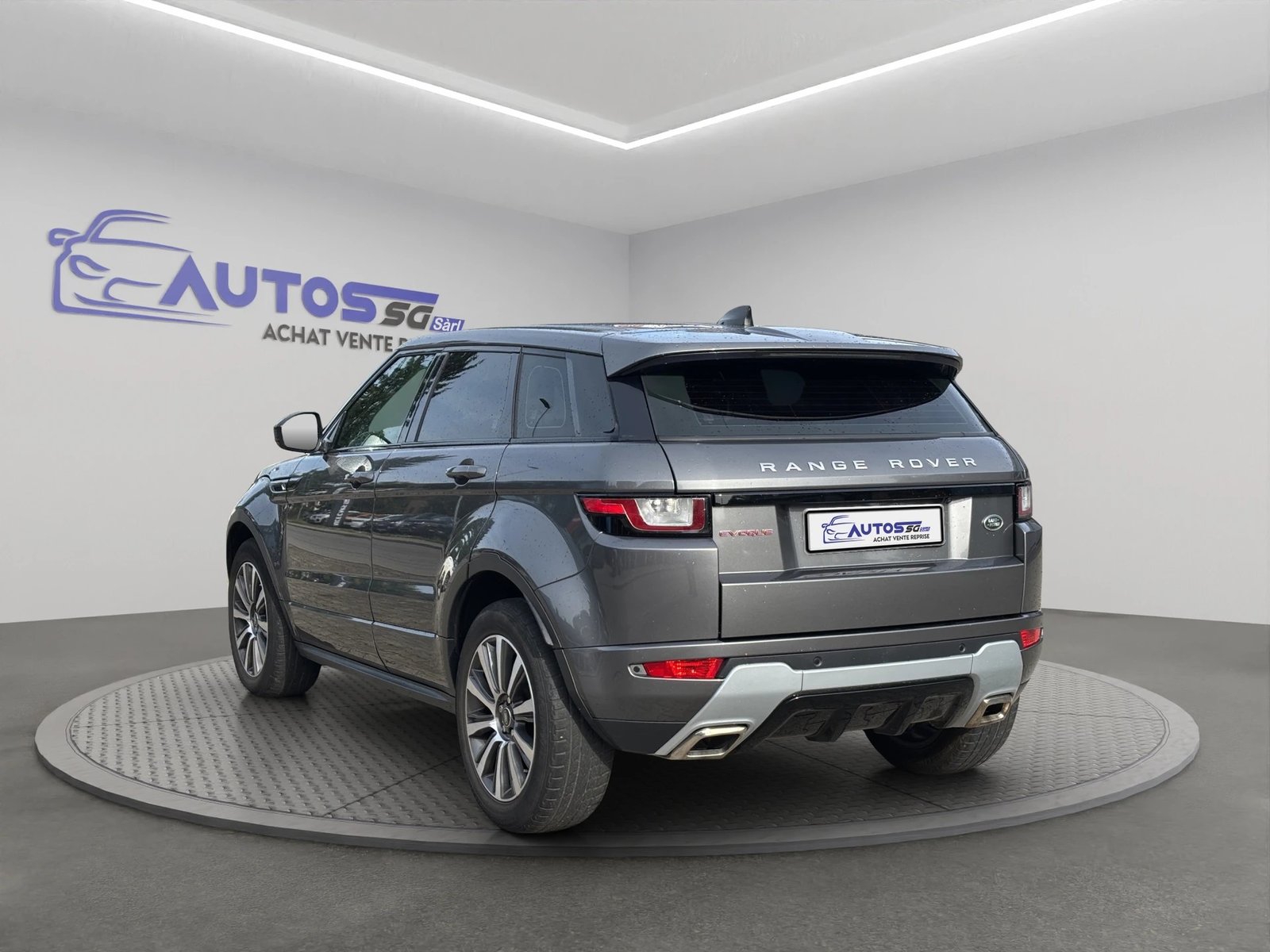 LAND ROVER Range Rover Evoque 2.0 TD4 SE Dynamic AT9, Diesel, Second hand / Used, Automatic - 4